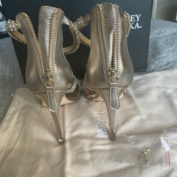 Badgley Mischka Heels - Picture 5 of 5